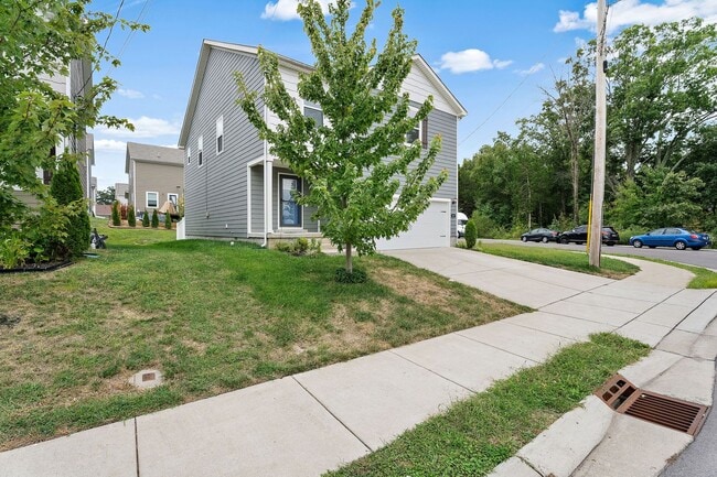 Photo - 317 Sportsman Dr