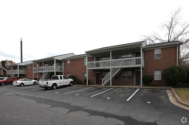 Photo - Park Place Apartments