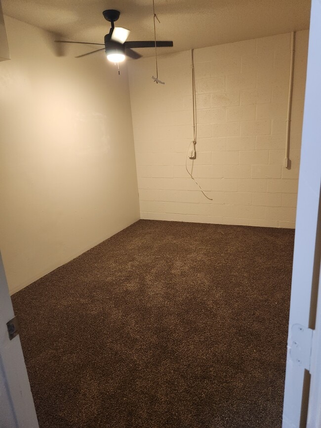 Photo - 4227 Larkin St