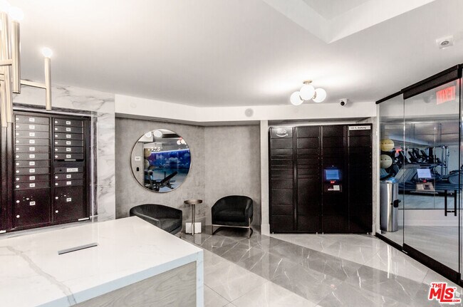 Photo - 105 S Doheny Dr Unidad 305