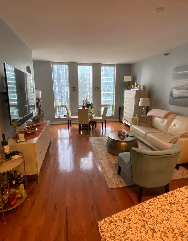 Photo - 1250 S Michigan Ave Unit NA