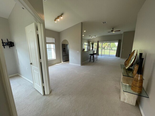 Photo - ANNUAL RENTAL - HERITAGE GREENS - 2 BR + D...