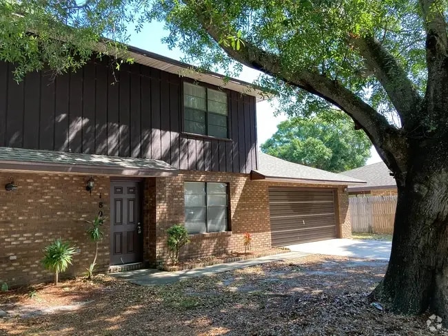 Building Photo - 1802 Stewart Pl Rental