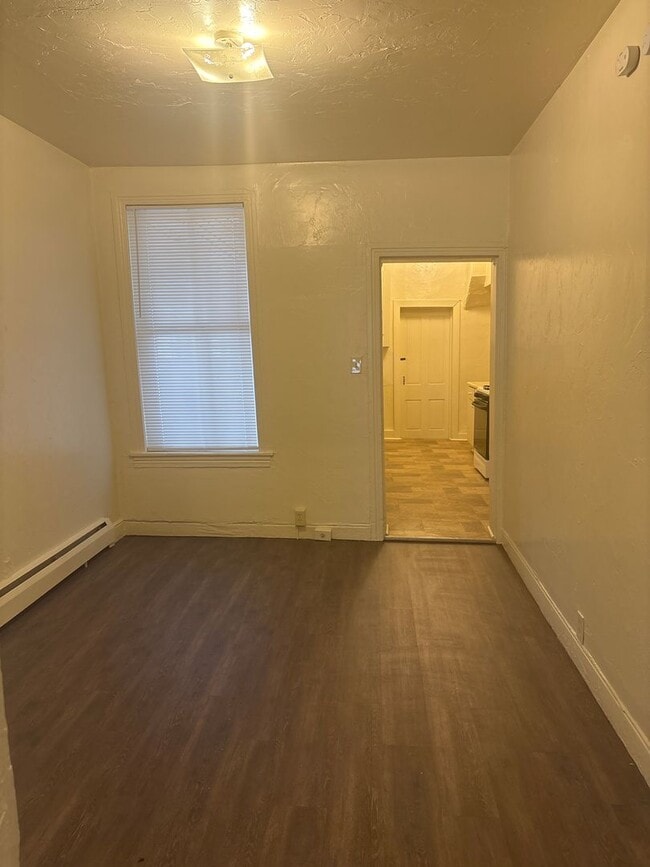 Photo - Spacious 2+ Bedroom House York City SD