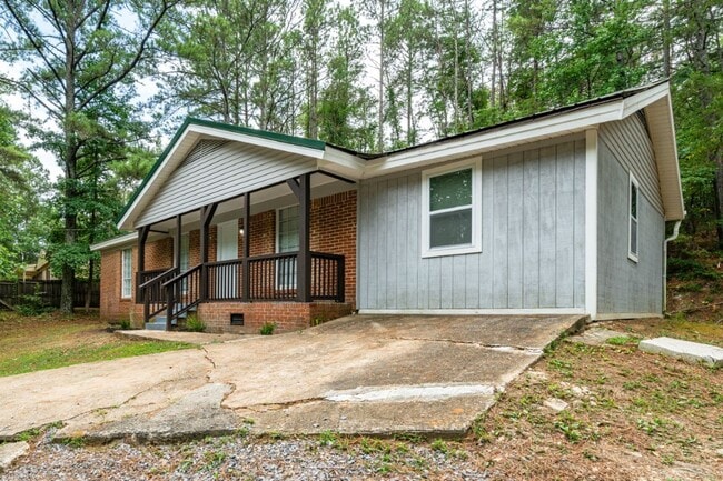 Photo - Spacious & Stylish – Fully Renovated 4BR H...