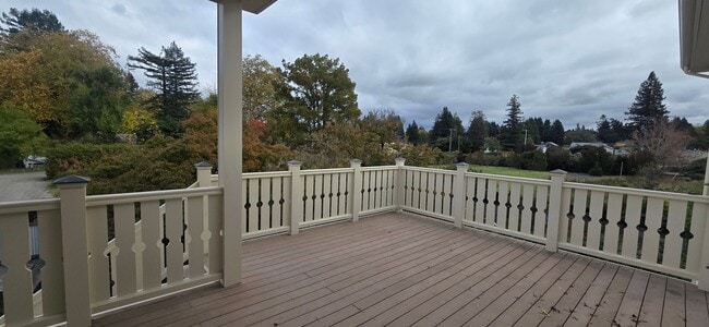 Photo - Beautiful Home With Incredible Views