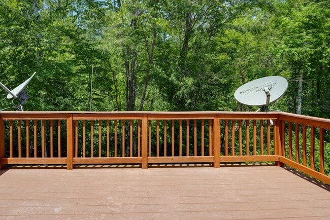 Photo - 89 Buttercup Ln