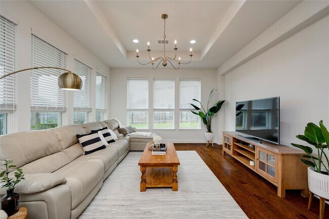 Photo - 7107 Calpe Dr