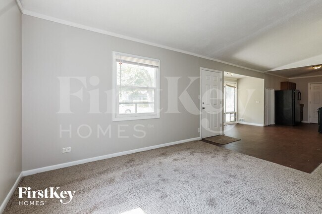 Photo - 16759 Artesian Ave