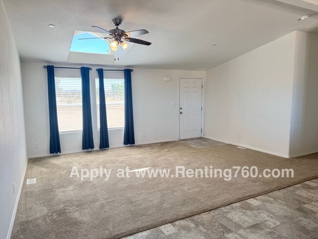 Photo - Huge 4 Bedroom Home!!