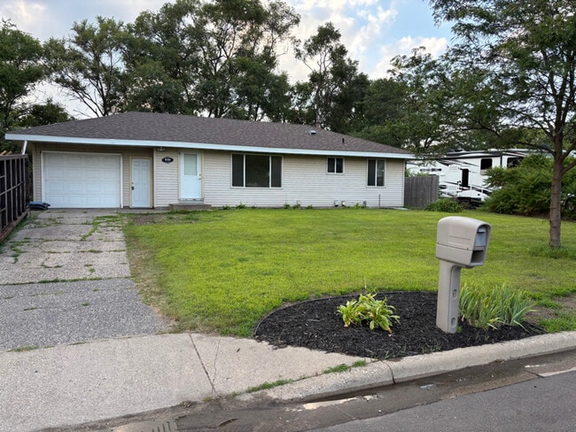 Building Photo - 8100 Ingberg Trail Rental