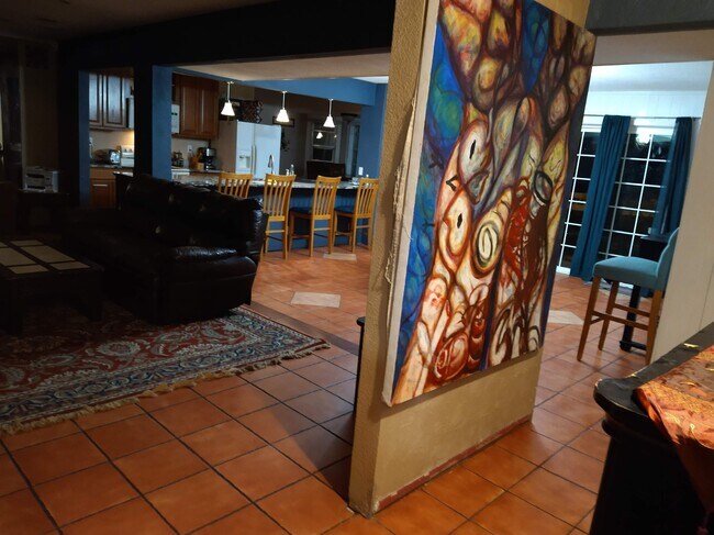 Open floor plan - 931 Serenade Dr House