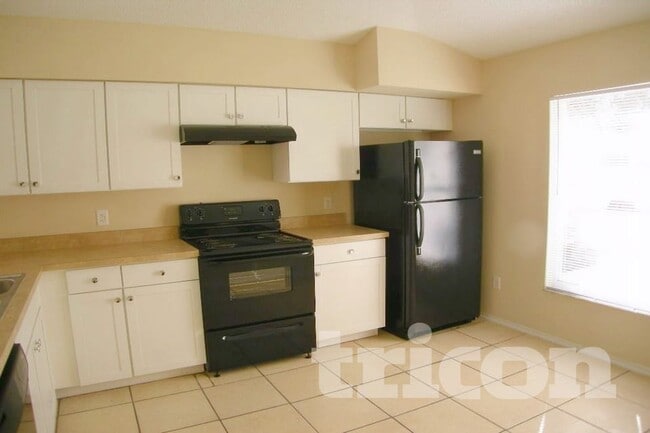 Photo - 2680 Chatham Cir