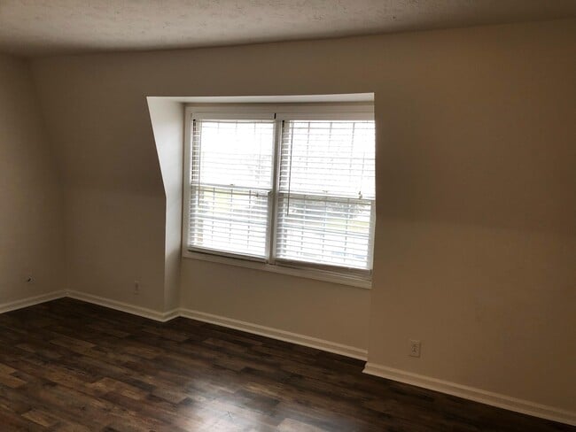 Photo - 904 Plaza Dr Unit 11