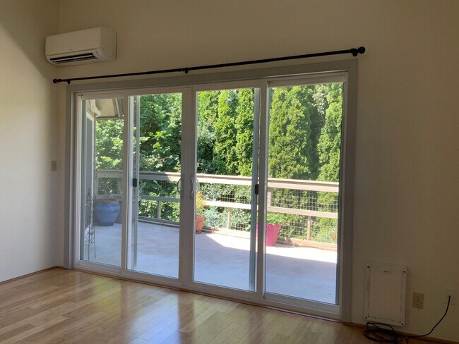 Photo - 2 Bedroom Condo on Country Club Road