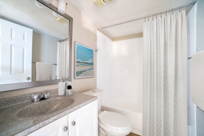 Photo - Lago Bello Apartment Homes