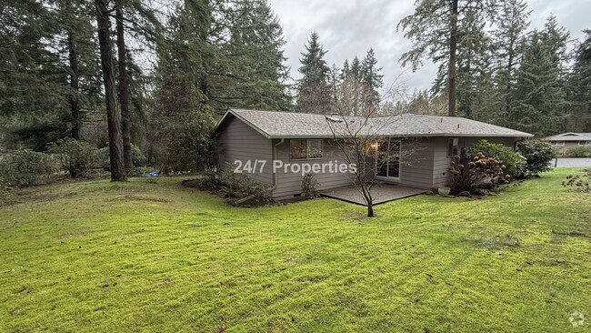 Building Photo - Charming 3BD | 1.5BA - **Lake Oswego** Rental