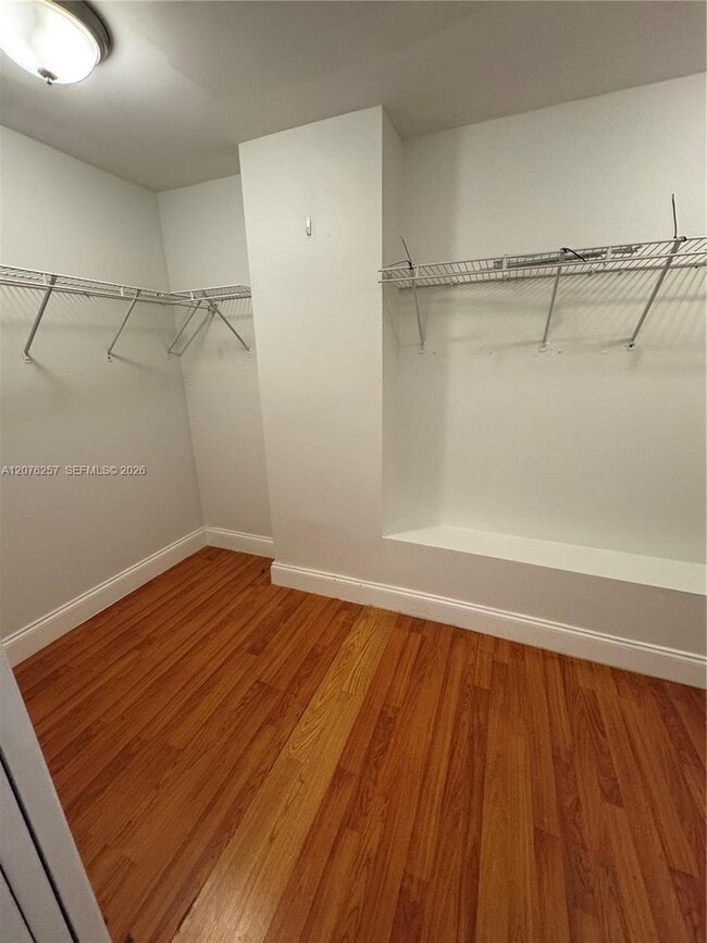 1300 NE Miami Gardens Dr Unit 803E