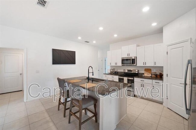 Photo - 5517 Blue Azure Dr