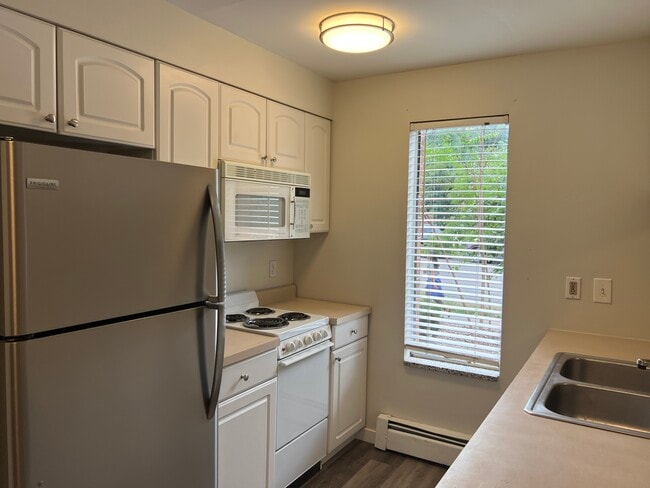 Photo - 1200 College Ave Unit 104