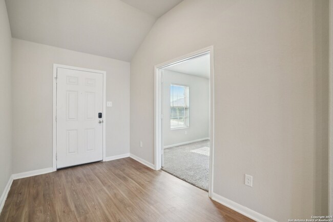 Photo - Beautiful 3 - Bedroom One Story Home in Vista Ridge Community