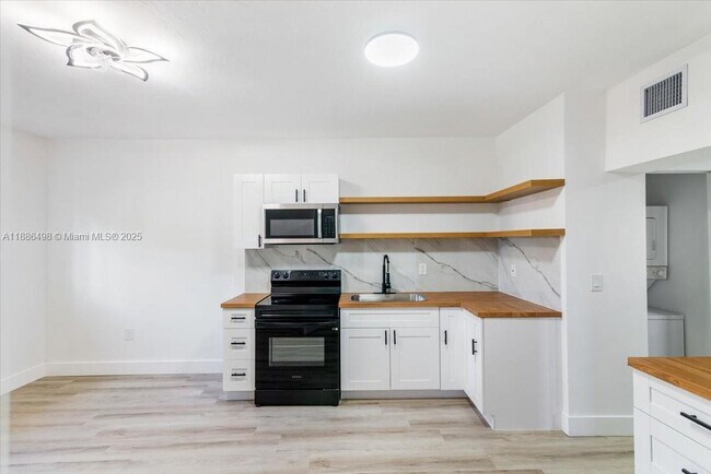 Photo - 1120 NW 106th St Unidad 1