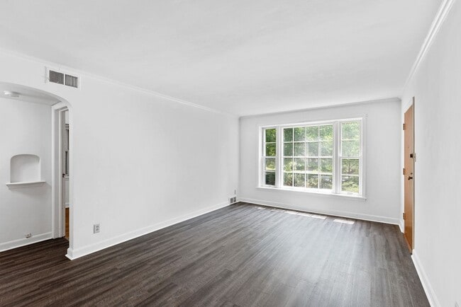Building Photo - 8130 W North Ave Unit 3