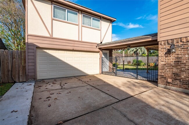 Building Photo - 603 Chedworth Dr