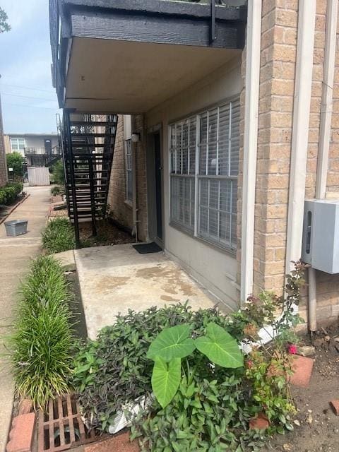 Building Photo - 5550 N Braeswood Blvd Unit 32 Rental