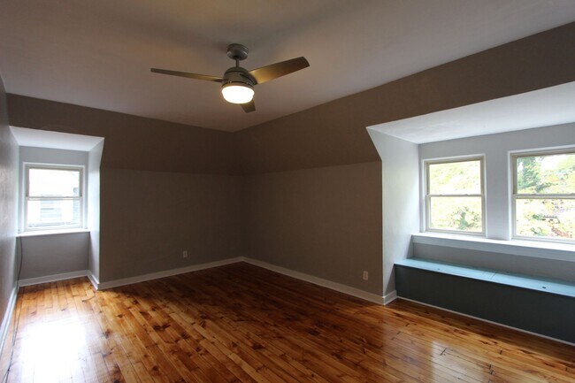 Photo - 6024 Jackson St Unit Flr. 3