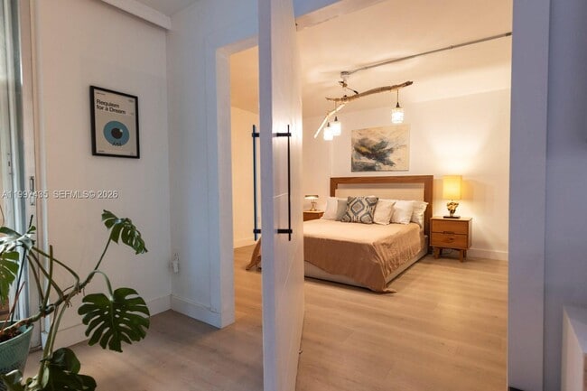 Photo - 6801 Indian Creek Dr Unit 708