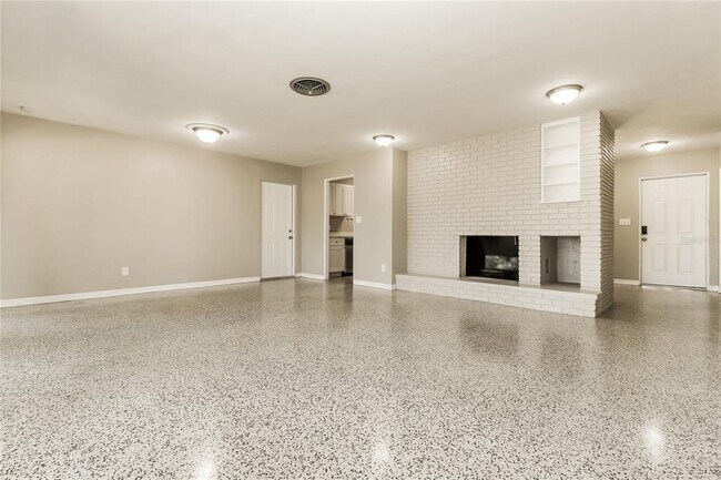 Photo - 4036 Overlook Dr NE