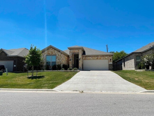 Beautiful 4 bedroom/2 bath home available ... - Beautiful 4 bedroom/2 bath home available ...