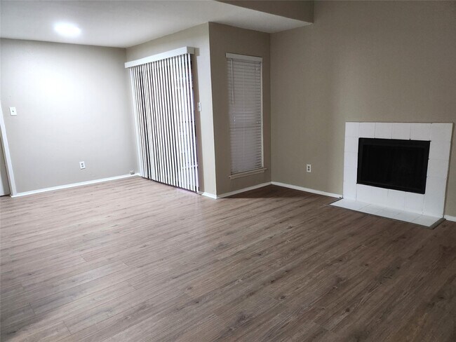 6602 Harbor Town Dr Unidad 408
