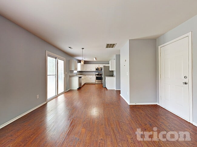 Photo - 4312 Larkhaven Village Dr