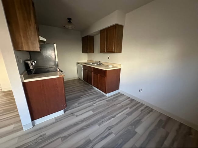 Photo - 948 Boston Way Unit 5