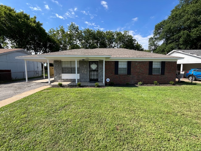 Building Photo - NEWLY RENOVATED 3BR/2BA Home | Hardwood Floors Throughout & Large Fenced Yard