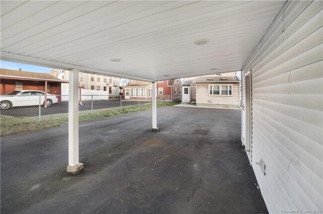 Photo - 132 Hemingway Ave Unidad 2nd floor