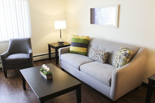 Photo - Boulevard Apartments