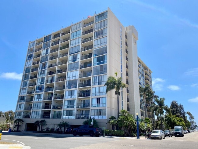 Building Photo - Pacific Beach - 3 blocks to Beach!  2bd/2ba Spacious 6th floor condo remodeled in 2022! Spectacul...