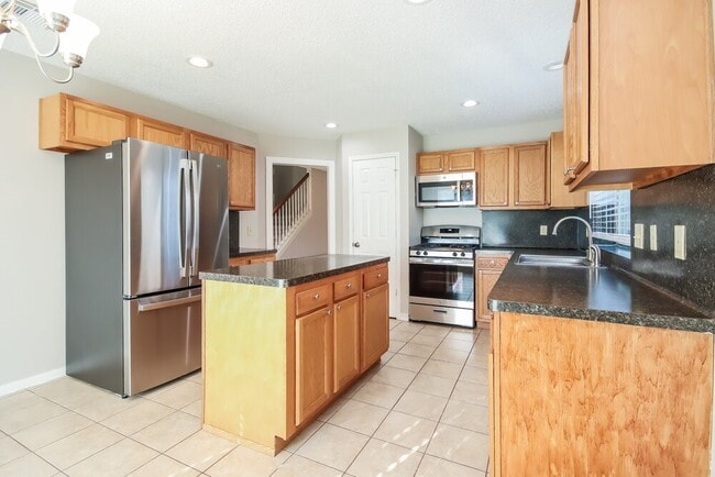 Photo - 19019 Oakway Dr