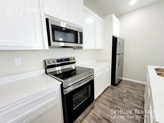 Building Photo - 1011 E Starr Rd Unit c