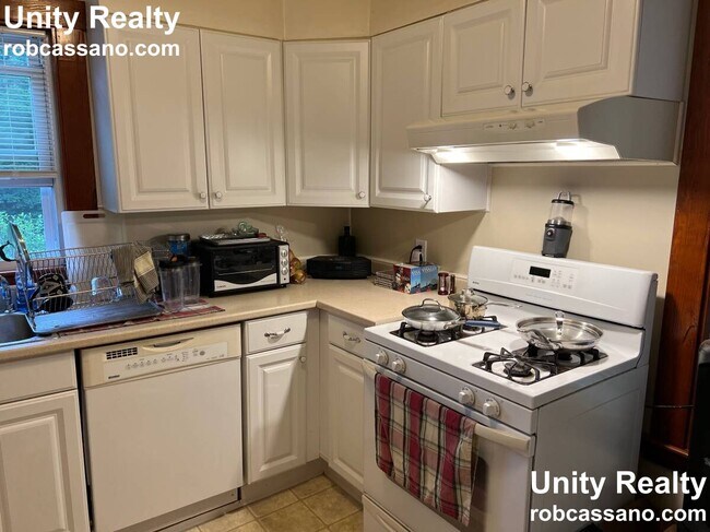 Photo - 471 Gleasondale Rd Unit 1