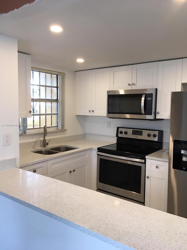 Photo - 8897 Fontainebleau Blvd Condo Unit 311