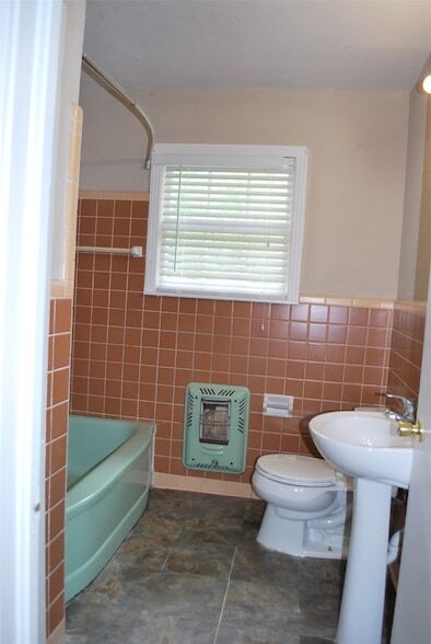 Photo - 1419 Broadway St