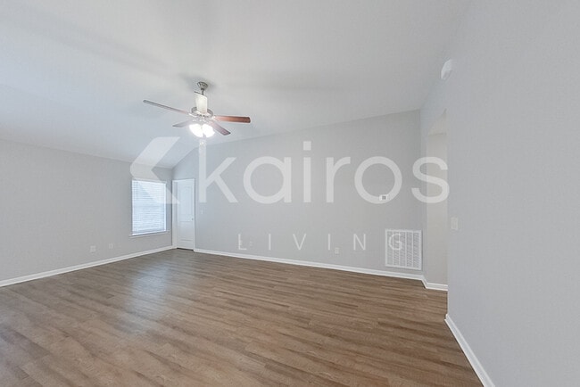 Photo - 59 Hideaway Ln