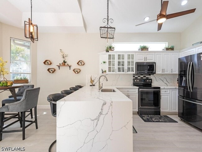 8098 Tauren Ct