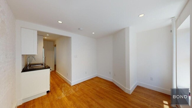 Photo - 240 W 10th St Apartment Unit 63