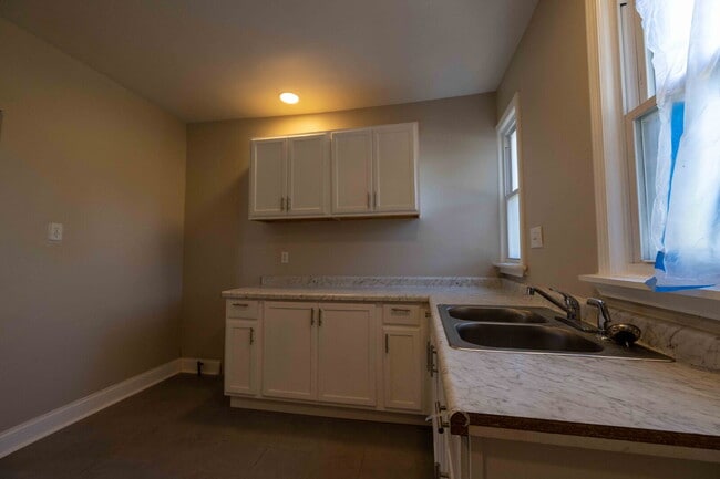 Photo - Stylish, Updated & Ready to Call Home Unit 1