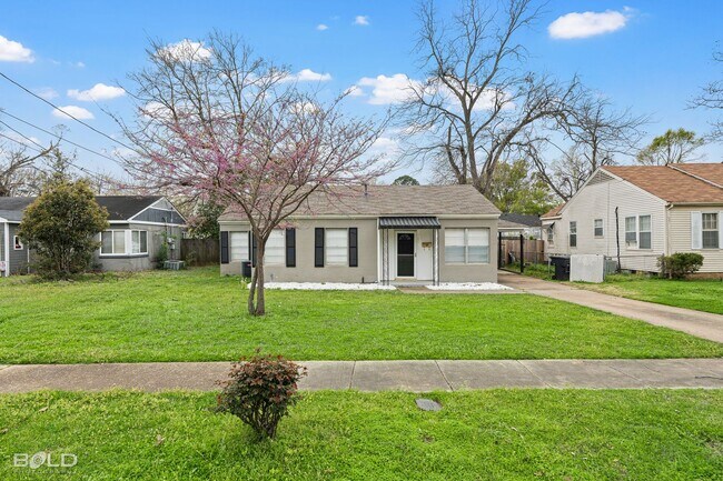 Photo - Cute 3 Bedroom 2 Bath